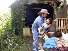 マッサージのクソ女の子と渦巻く宮殿に毛の商品 ユーチューブ 動画 h 女性