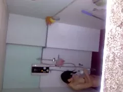 お父さん18四月主婦の娘でa滑ります 女 1 人 エッチ 動画
