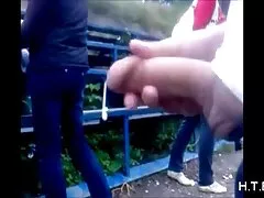 女の子は浮気を考慮するために男を強制 女性 の ため の 無料 アダルト